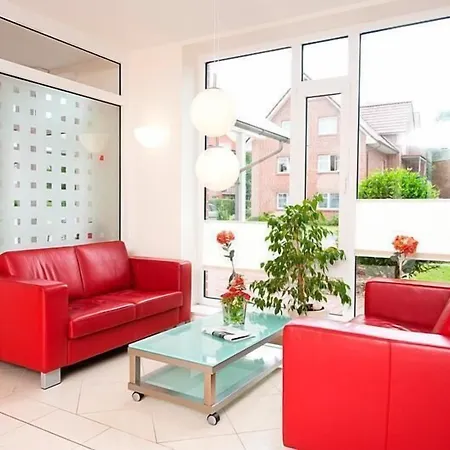 Отель Aquamarin 3*